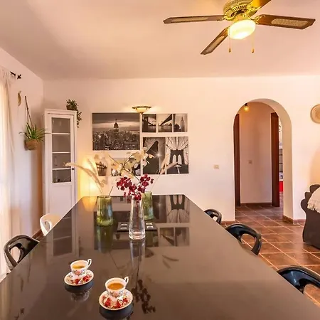 Private Family With Pool And Kids Villa Malaga